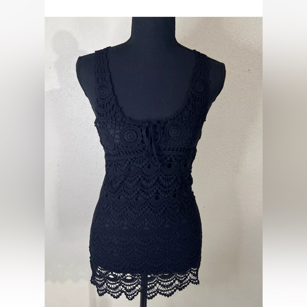 Seductions Women’s Black Sleeveless Tank size M